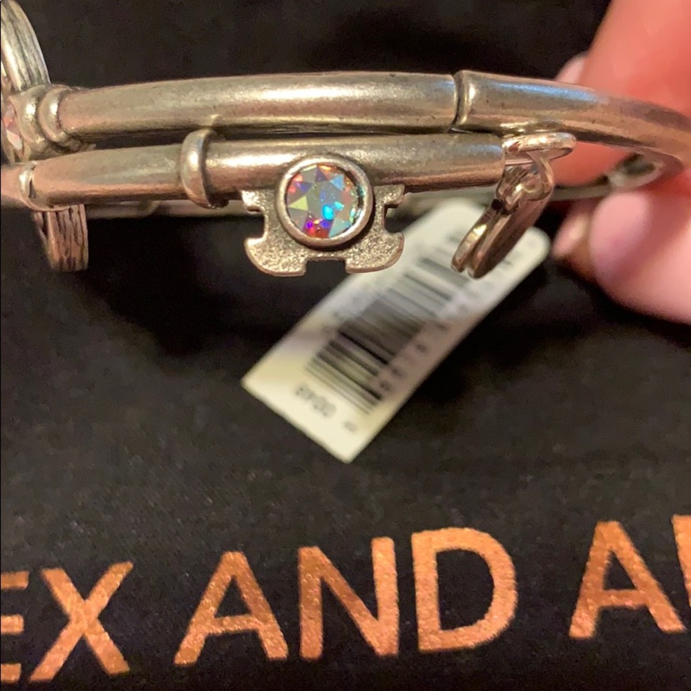 Bracelet - Picture 3 of 3